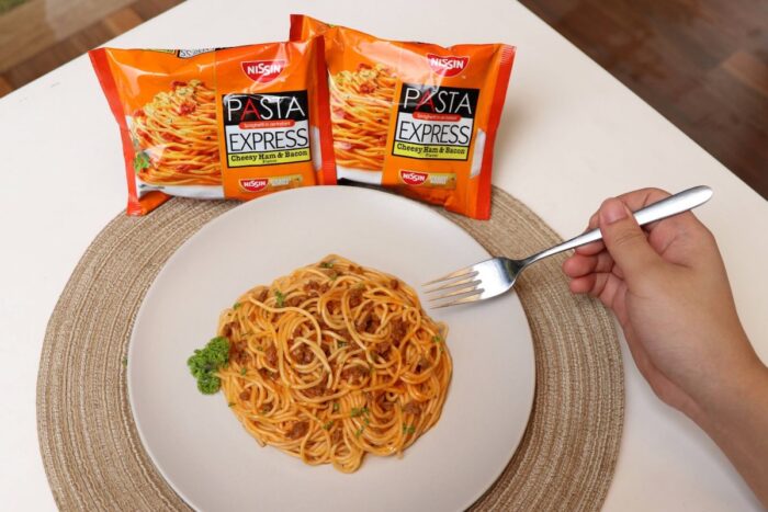 Nissin Pasta Express Cheesy Ham and Bacon bring all the good vibes to your merienda.