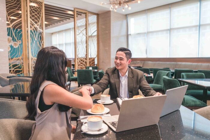 How to Maximize Business Travel in Entertainment City: 5 Easy Ways Kingsford Cafe