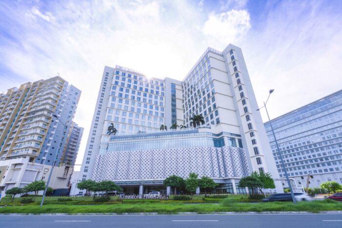 How to Maximize Business Travel in Entertainment City: 5 Easy Ways Kingsford Hotel Manila Facade