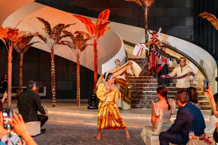 Philippine Cultural Performers in Conrad OSAKA
