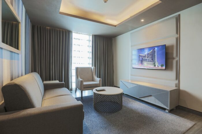 executive one bedroom suite - living room