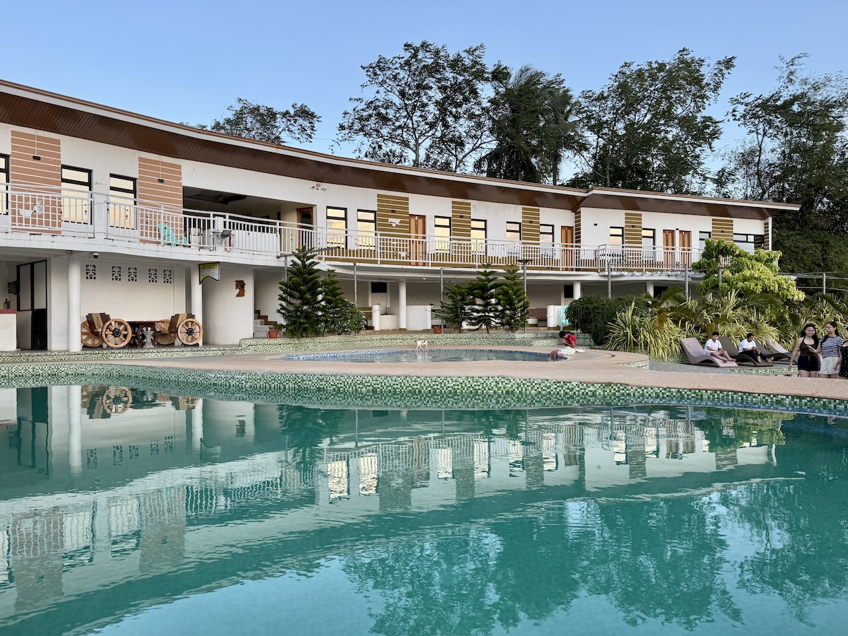 Melzar's Mountain Resort & Event Place