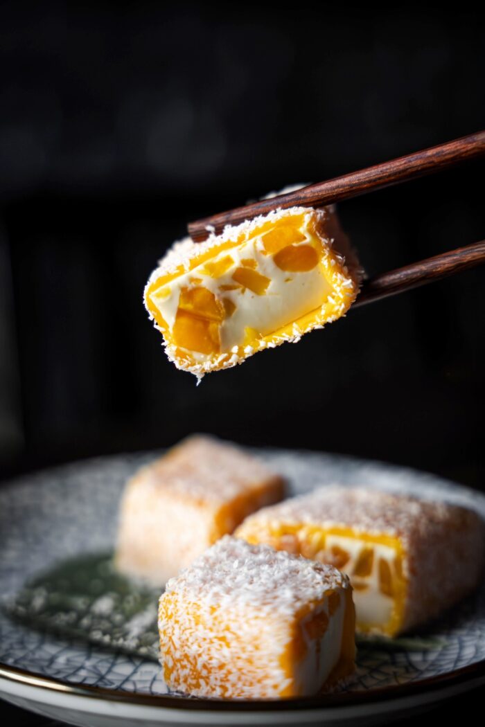 Fresh Mango Glutinous Rice Rolls