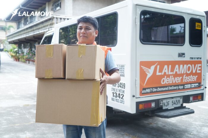 LALAMOVE deliver faster