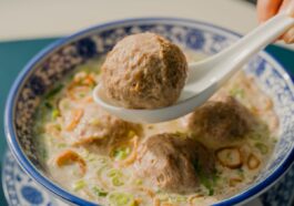 Premium Black Angus Beef Balls & Mantis Shrimps, Beef Bone Marrow Soup