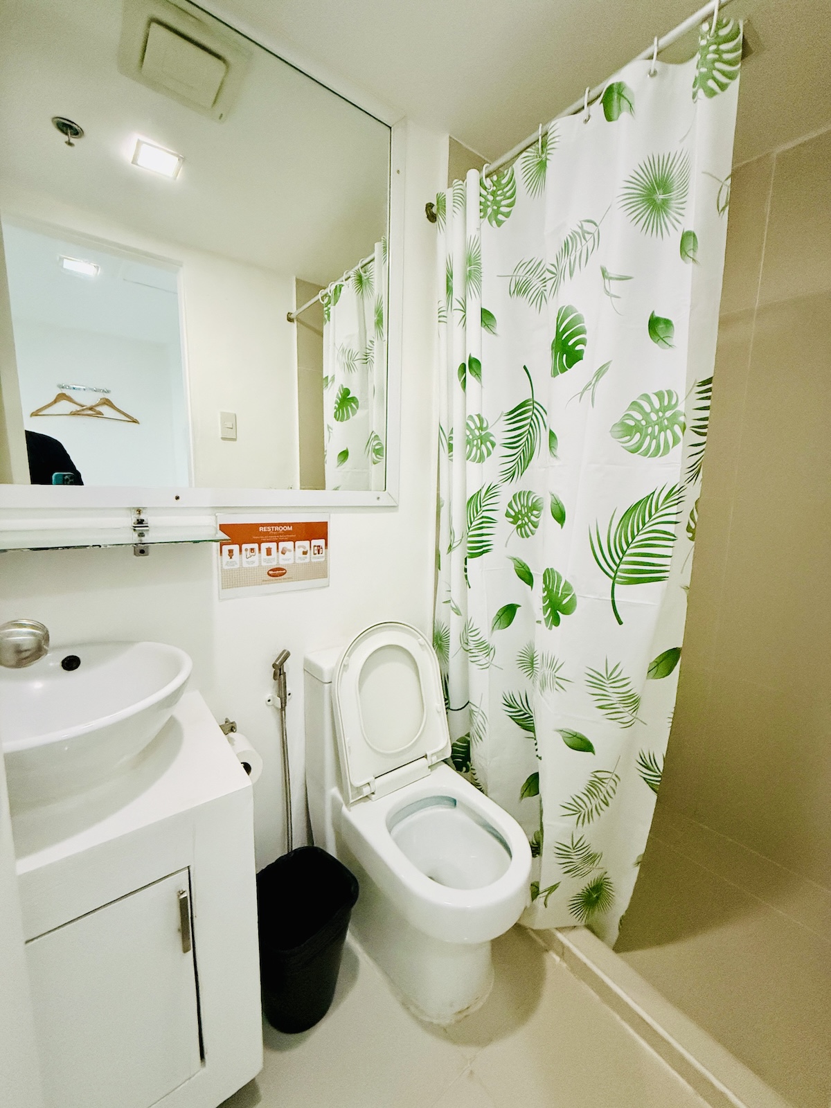 Wanderlust Bathroom