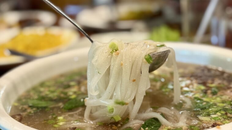Chaolong Noodles at Vietville
