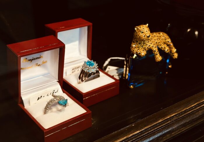 Mio & Sons showcases a carefully curated collection of paintings, decorative items, high-end jewelry, and rare collectibles