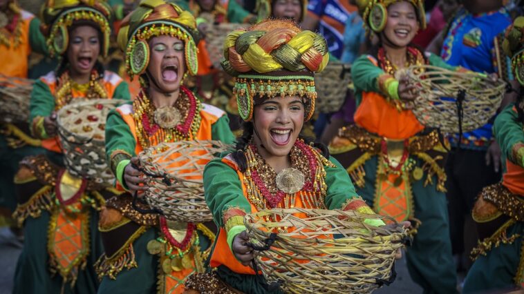 Panumod Festival in Barili, Cebu by Herbertkikoy via Wikimedia Commons