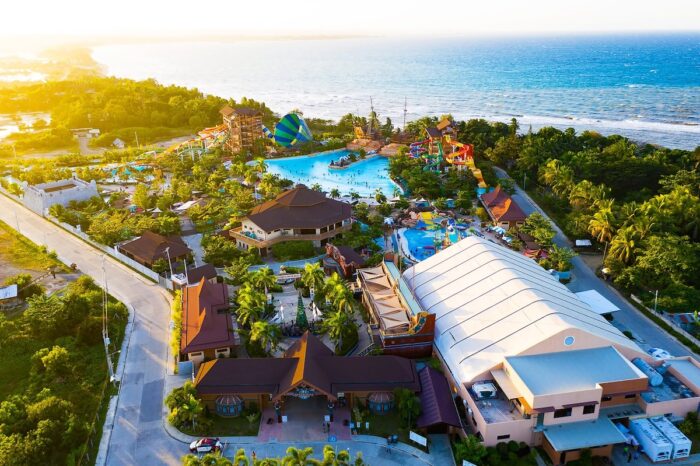 Seven Seas Waterpark and Resort photo via FB Page