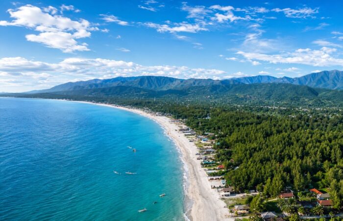 Liwliwa Beach