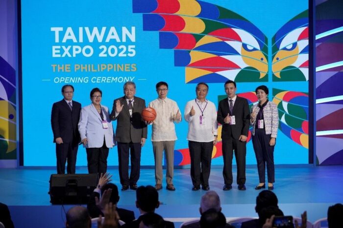 TAITRA representatives mark the official opening of Taiwan Expo 2025 in the Philippines, celebrating stronger ties and opportunities for bilateral cooperation.