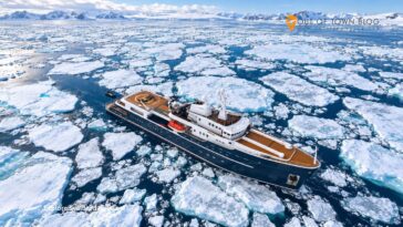 Explore Svalbard by Sea