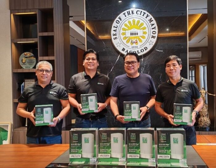 MassKara Festival telco partner Smart Communications, Inc. turned over Smart Home WiFi 5G Max devices to Bacolod City Mayor Greg Gasataya (third from left) to support connectivity needs during the festivities. Joining the turnover were Smart representatives Ed Tinio, Assistant Vice President and Visayas Cluster Head; Art Lamayo Jr., Senior Manager for Negros Island Region; and Art Labrador, Customer Development Manager for Bacolod. The initiative complements Smart’s expanded 5G footprint in the City of Smiles, helping organizers and festivalgoers stay connected throughout the celebration.